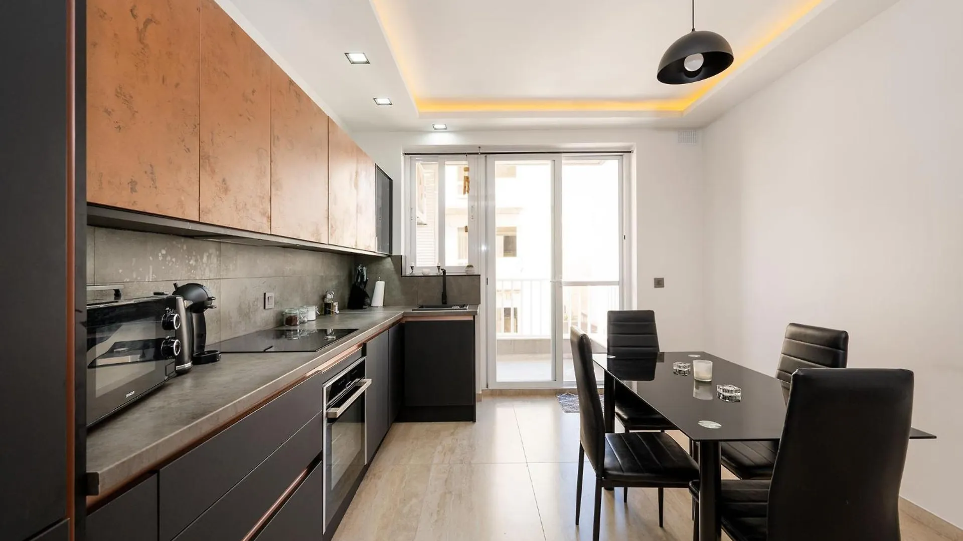 Modern 2 Bedroomed Apartment In Gzira